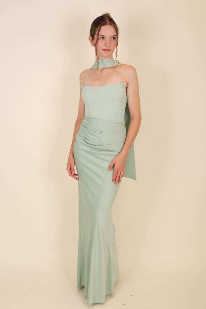 Figurbetontes Abendkleid mit Drapierung und Schal, salbei - Dein Kleiderladen