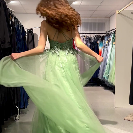 Langes Tüllkleid mit funkelnder Spitze und Schlitz, hellgrün - Dein Kleiderladen