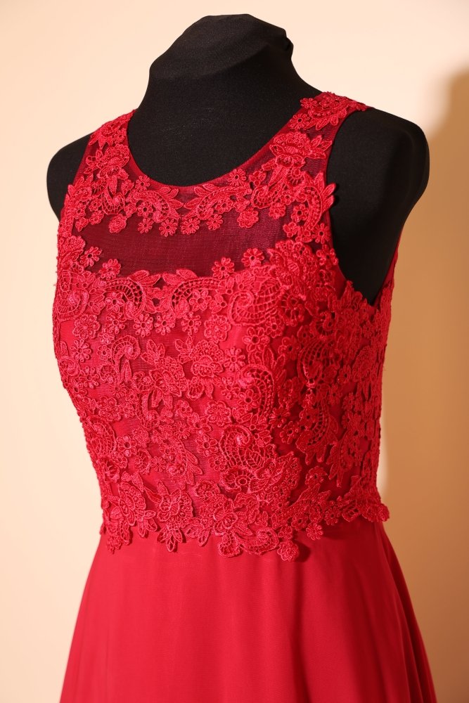 Second Hand hochgeschlossenes Chiffonkleid mit Spitze, rot - Dein Kleiderladen