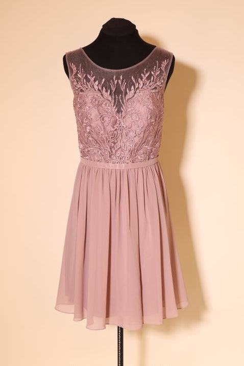 Second Hand kurzes, hochgeschlossenes Chiffonkleid mit Taillenband, altrosa - Dein Kleiderladen